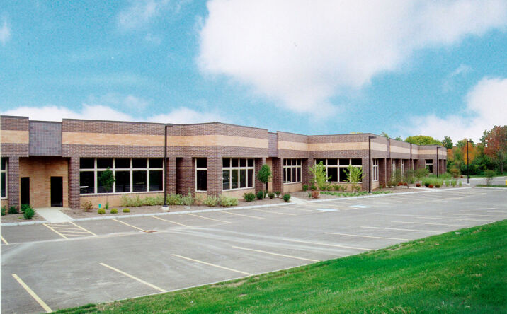 Pictures of Industrial property located at 31382-31400 N Lorain Rd, North Olmsted, OH 44070 for lease - image #1
