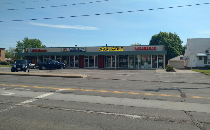 Pictures of Retail property located at 5721 - 5731 Turney Road, Garfield Heights, OH 44125 for lease - image #1
