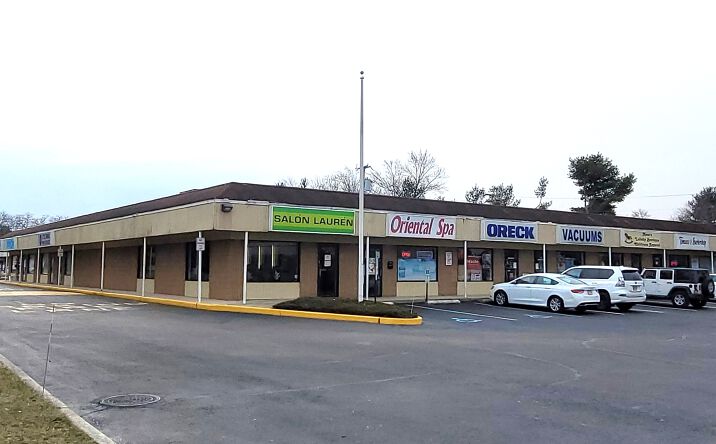 Pictures of Retail, Office property located at 108-110 Greentree Rd, Washington Township, NJ 08012 for lease - image #1