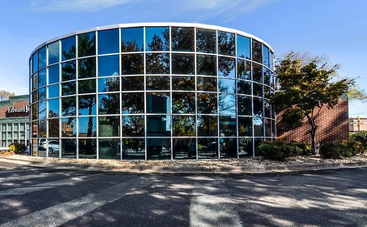 Pictures of Office property located at 809 Green Valley Rd, Greensboro, NC 27408 for lease - image #1