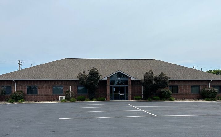 Pictures of Office property located at 1337 Park Plaza Dr, O'Fallon, IL 62269 for lease - image #1