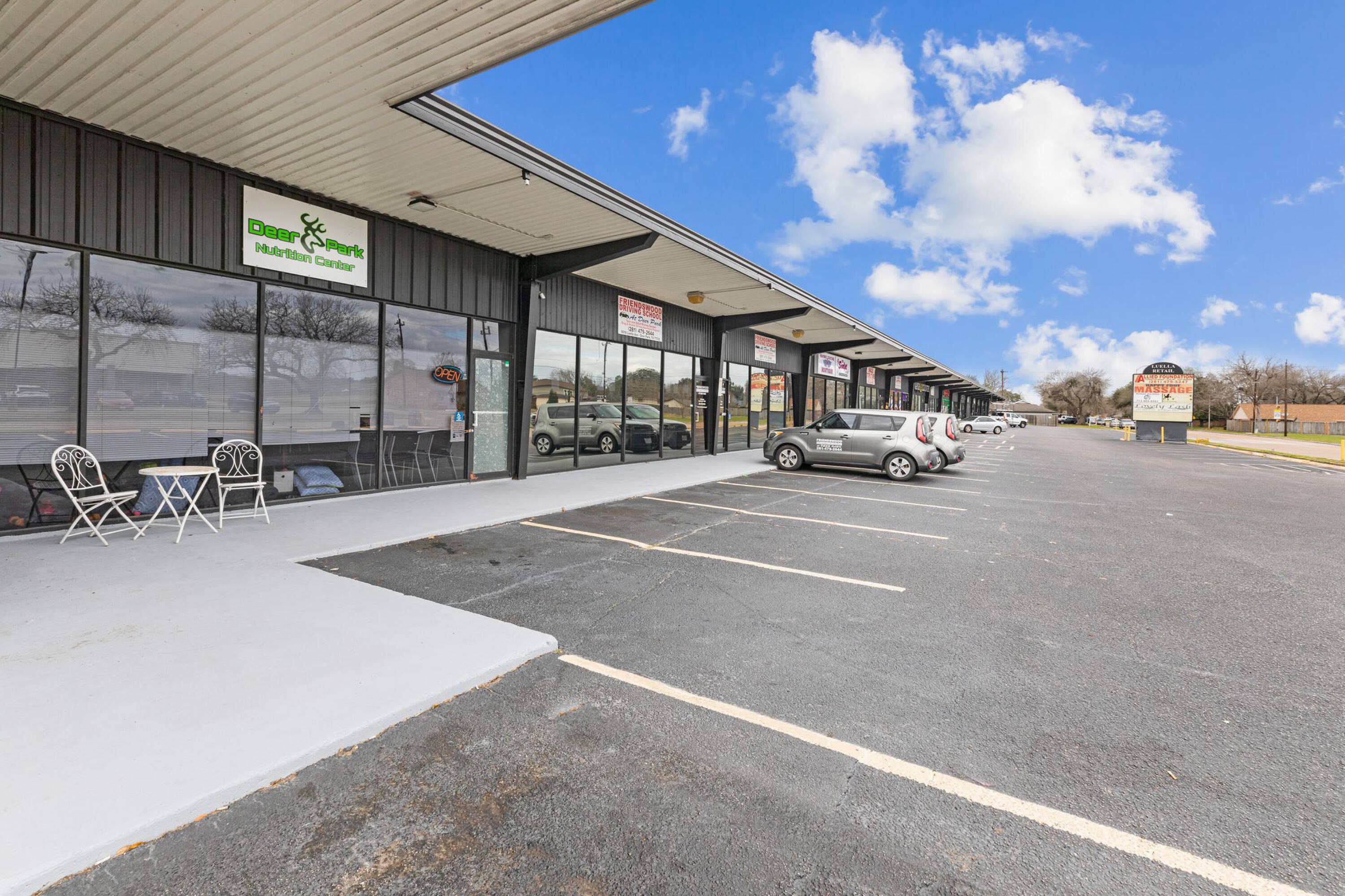 4902 5034 Luella Ave, Deer Park, TX 77536