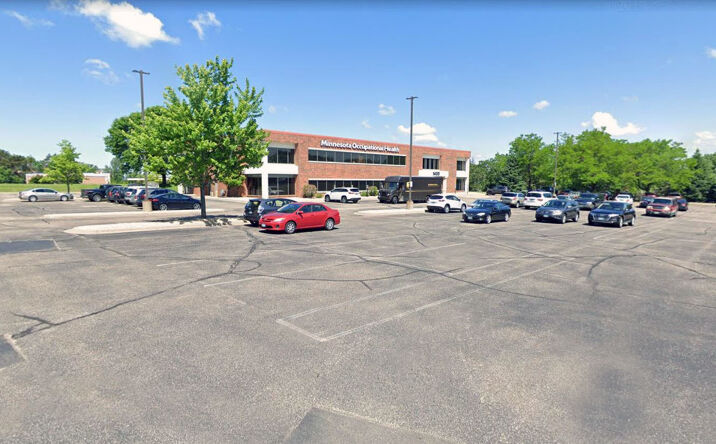 Pictures of Office property located at 1400 Corporate Center Curve, Eagan, MN 55121 for lease - image #1