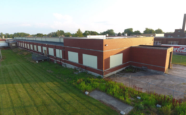 Pictures of Industrial property located at 3934 Concord St, Toledo, OH 43612 for lease - image #1