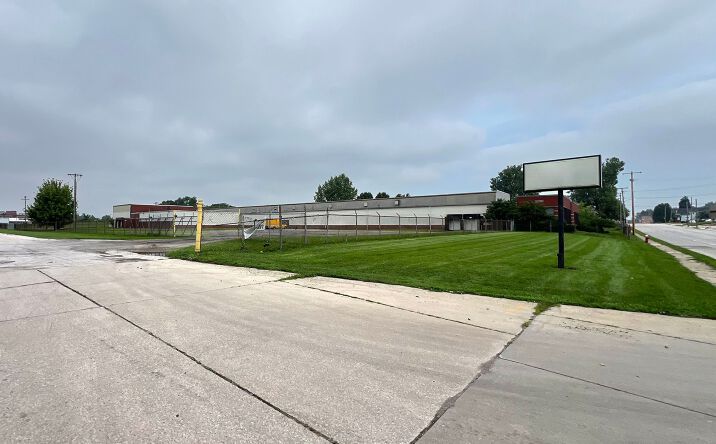 Pictures of Industrial property located at 3863 Lagrange Street, Toledo, OH 43612 for lease - image #1