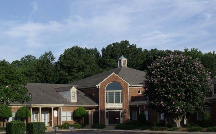 Pictures of Office property located at 2006 - 2010 Old Greenbrier Road, Chesapeake, VA 23320 for lease - image #1