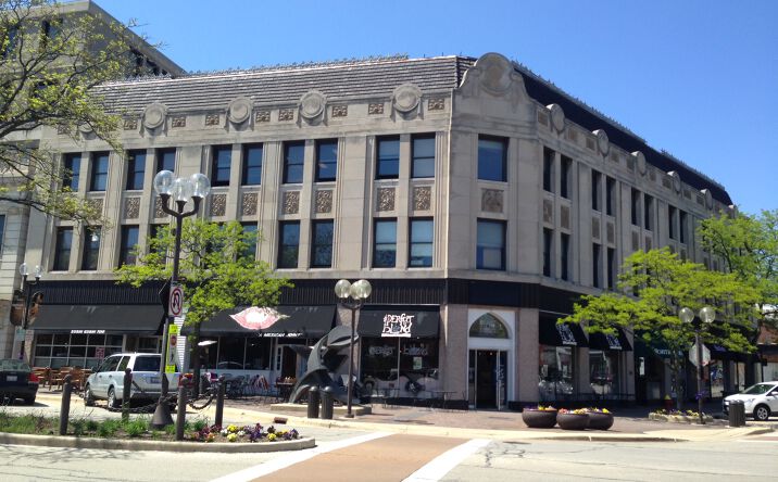 Pictures of Office, Retail, Special Purpose property located at 1866 Sheridan Rd, Highland Park, IL 60035 for lease - image #1