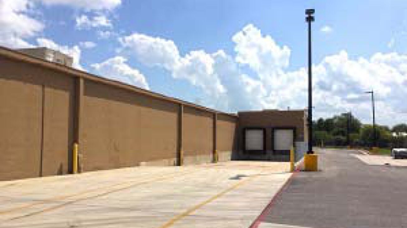 3847 Pleasanton Rd, San Antonio, TX 78221 Retail Space for Lease