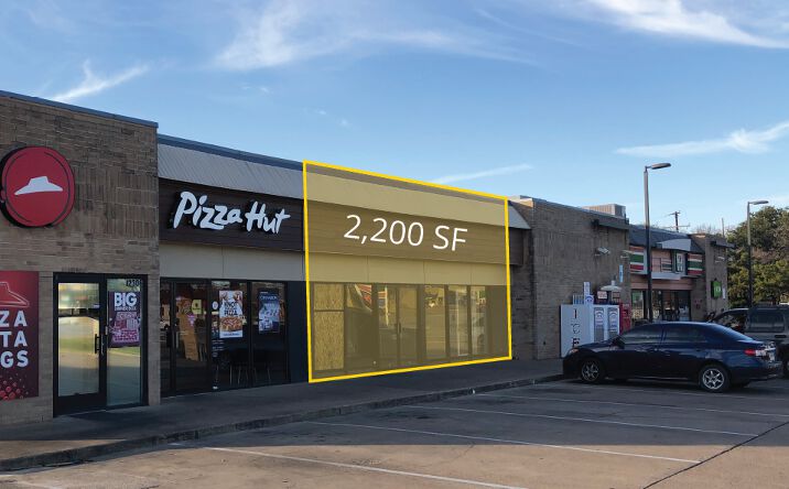 Pictures of Retail property located at 2302 W Green Oaks Blvd, Arlington, TX 76016 for lease - image #1