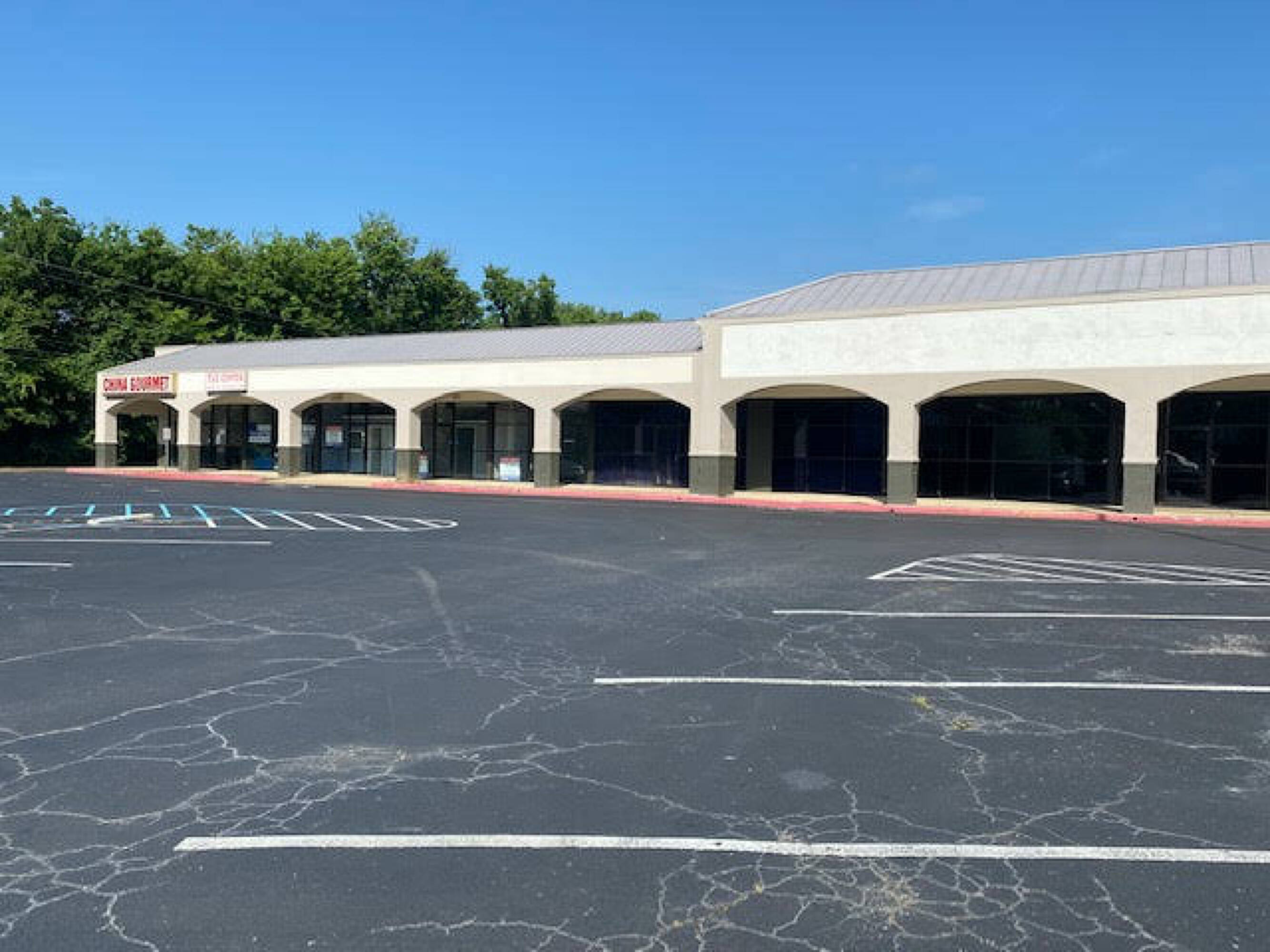 321 Browns Ferry Rd, Chattanooga, TN 37419