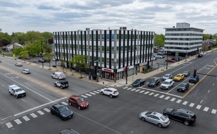Pictures of Retail, Office property located at 4747 W Peterson Ave, Chicago, IL 60646 for lease - image #1