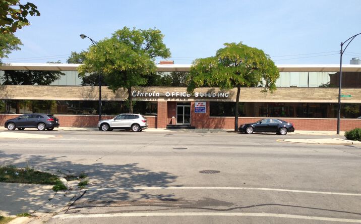 Pictures of Office property located at 5875 N Lincoln Ave, Chicago, IL 60659 for lease - image #1