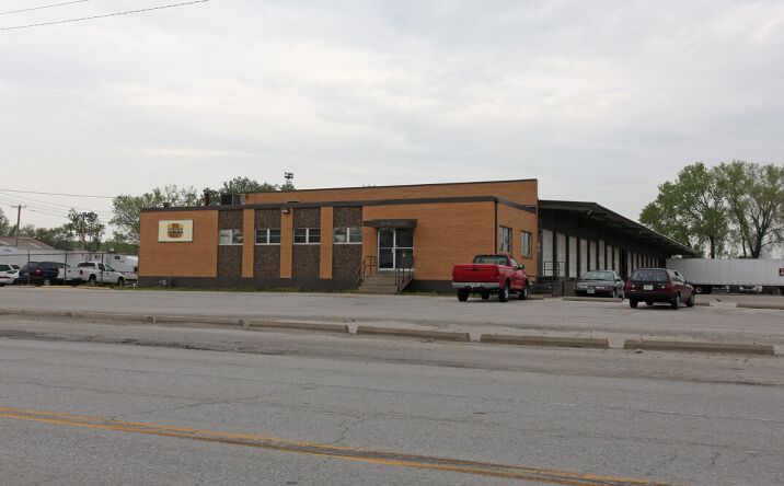 Pictures of Industrial property located at 3612 Gardner Ave, Kansas City, MO 64120 for lease - image #1