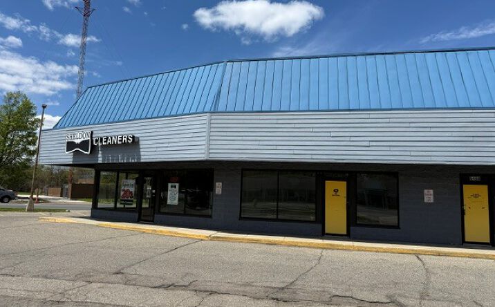 Pictures of Retail, Office, Restaurant property located at 6460 Stadium Drive, Kalamazoo, MI 49009 for lease - image #1