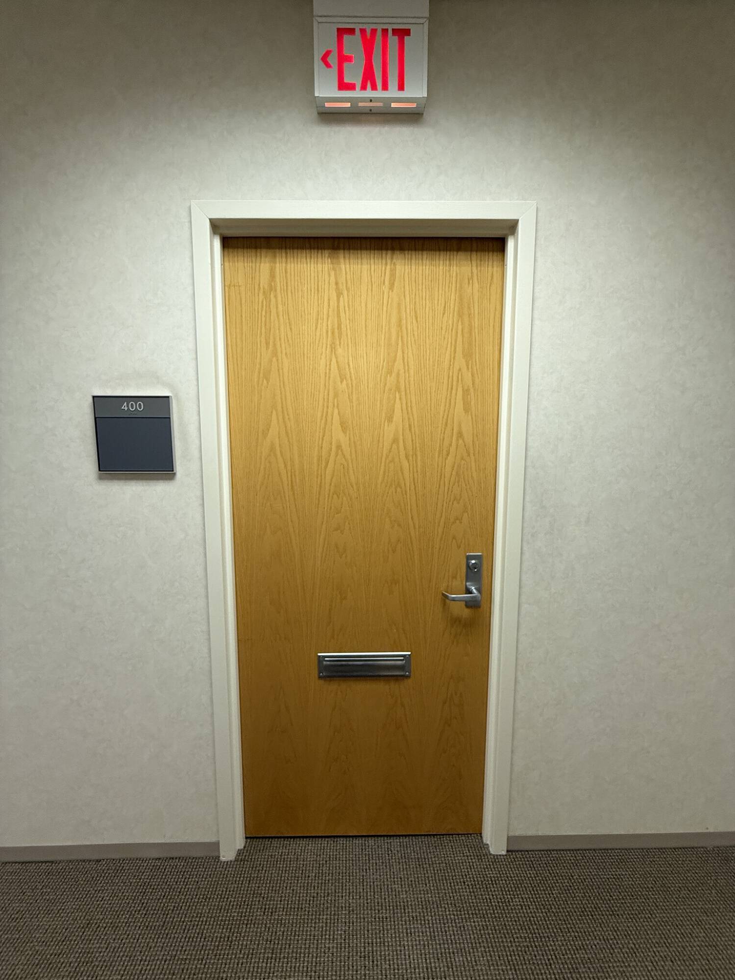 2574181