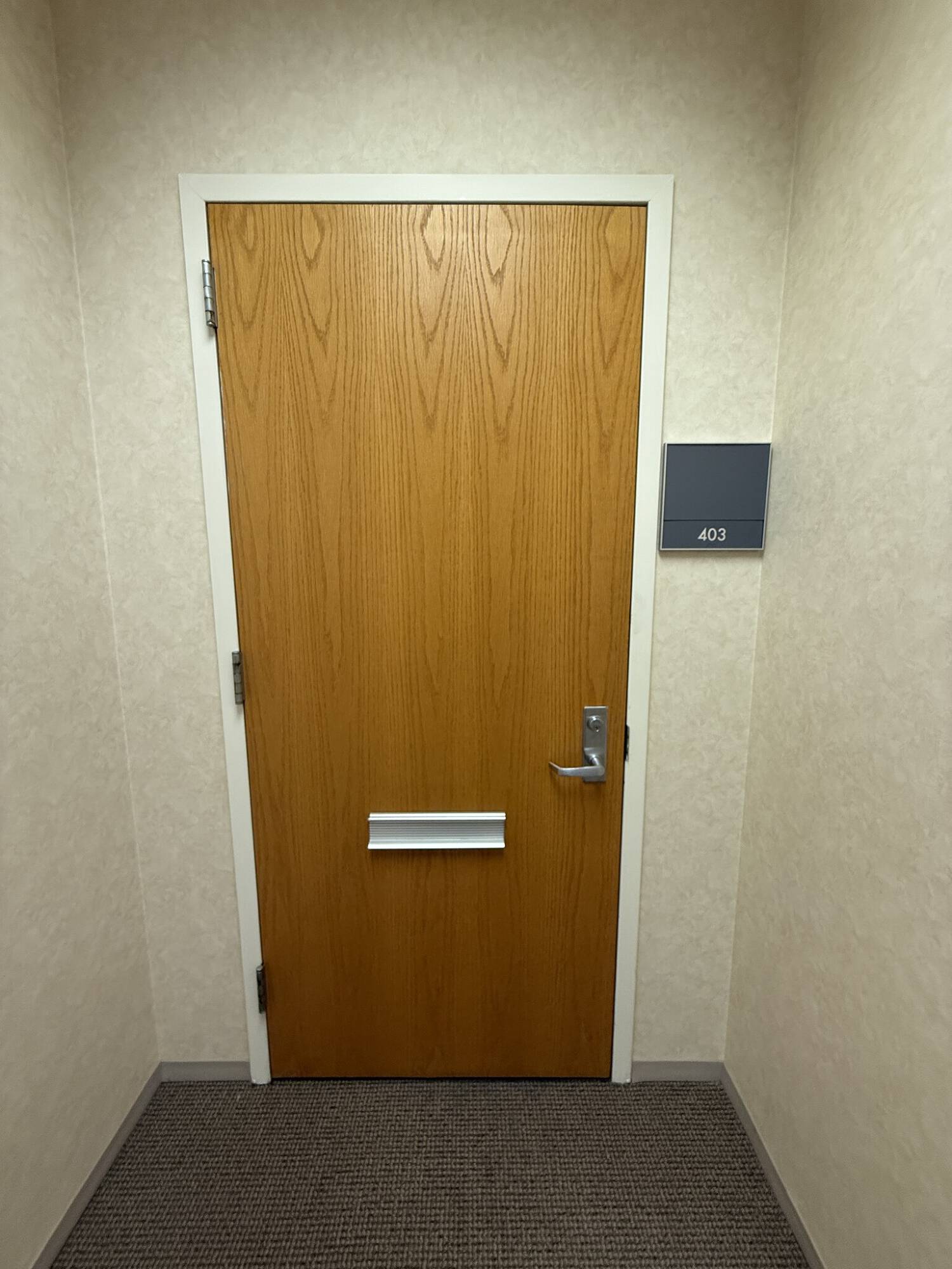 2574207