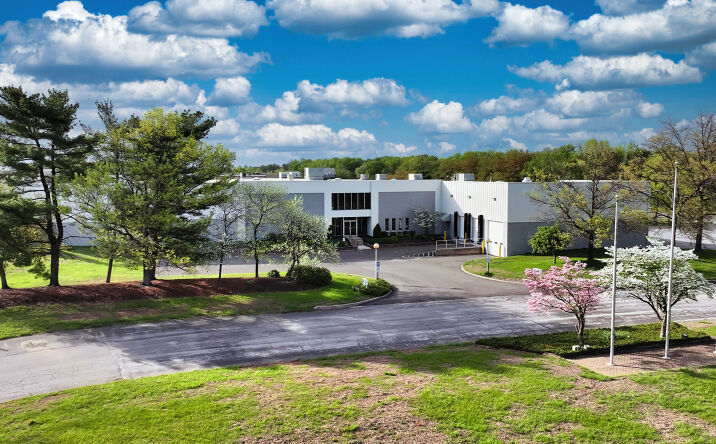 Pictures of Industrial property located at 509 Heron Dr, Swedesboro, NJ 08085 for lease - image #1