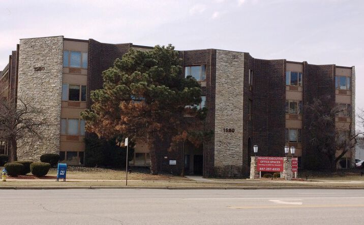 Pictures of Office property located at 1580 N Northwest Hwy, Park Ridge, IL 60068 for lease - image #1