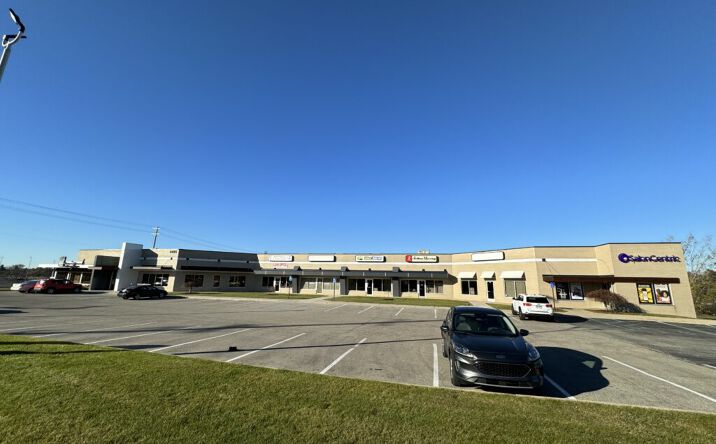 Pictures of Retail, Office property located at 4485 Plainfield Avenue NE, Grand Rapids, MI 49525 for lease - image #1