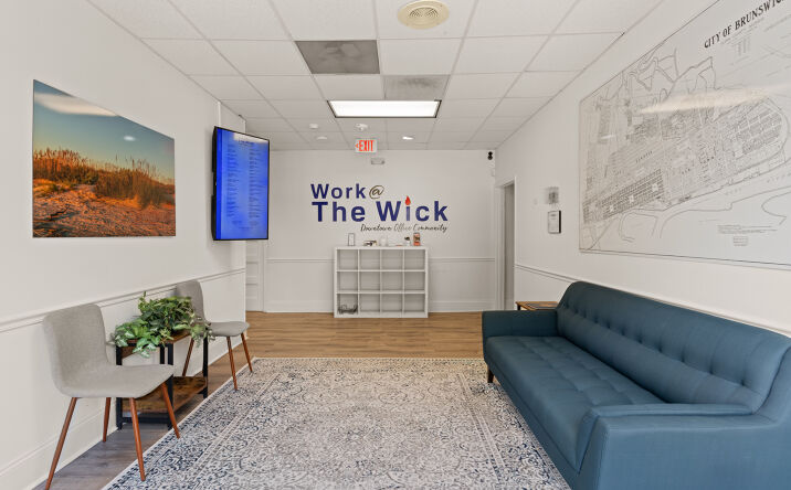 Pictures of Office property located at 127 F St, Brunswick, GA 31520 for lease - image #1