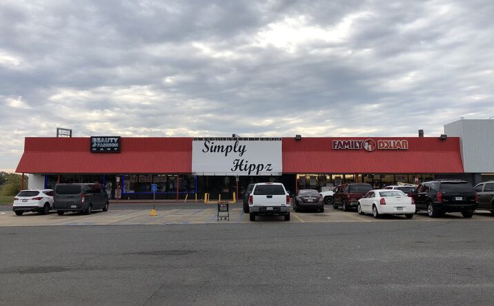 Pictures of Retail, Restaurant property located at 3707 Greenwood Rd, Shreveport, LA 71109 for lease - image #1