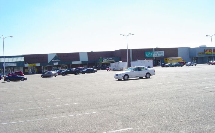 Pictures of Office, Industrial property located at 934 Broadway Dr, Hattiesburg, MS 39401 for lease - image #1