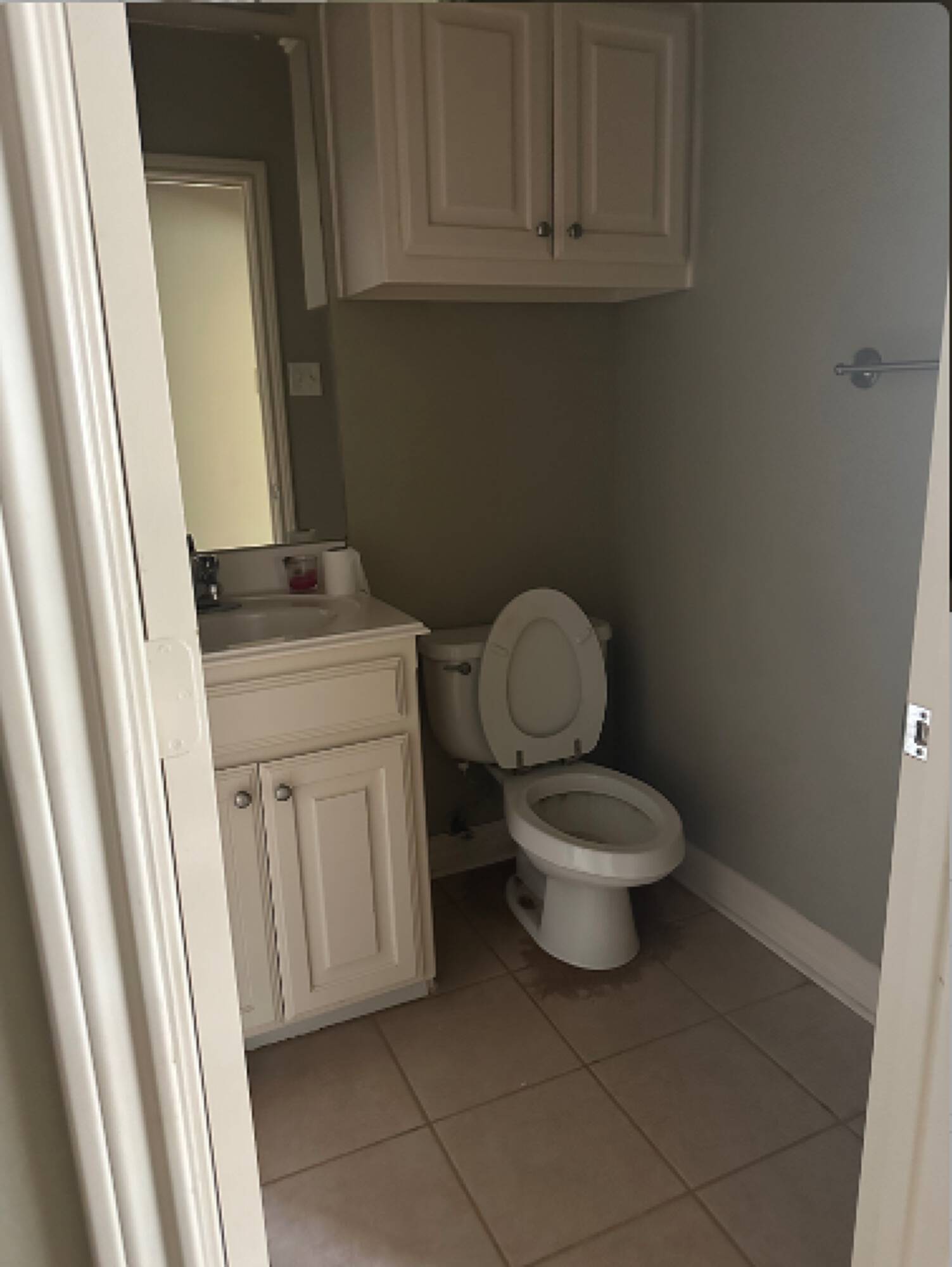 1735820