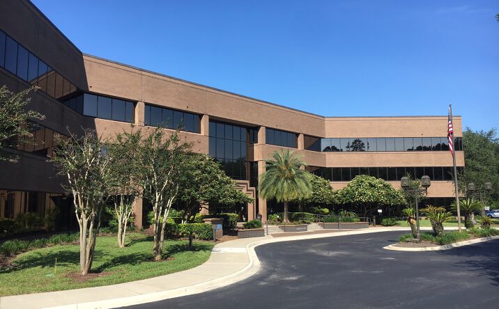 Pictures of Office property located at 7411 Fullerton St, Jacksonville, FL 32256 for lease - image #1