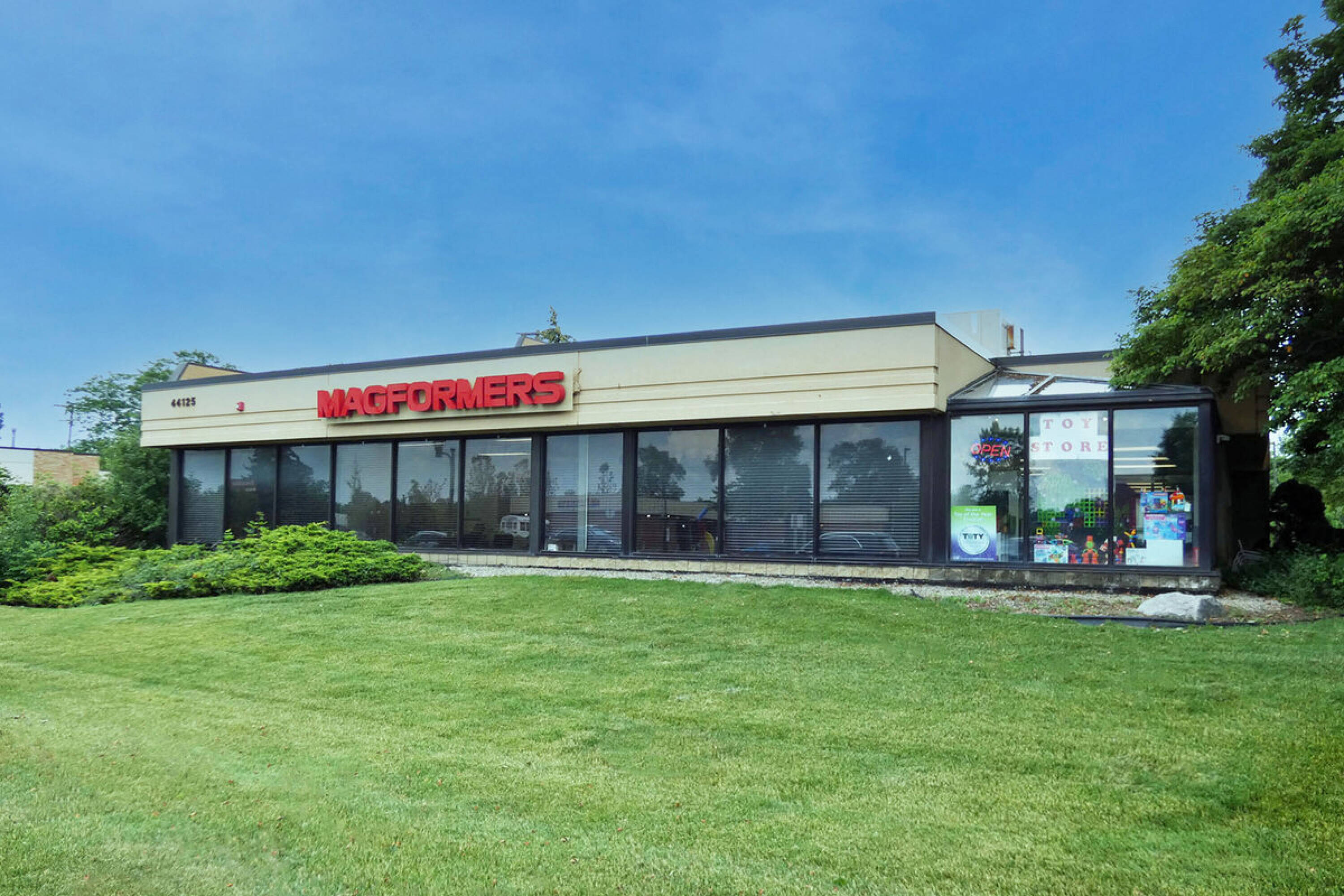 Emagine Canton Ford Road Canton Mi - 5si33nz