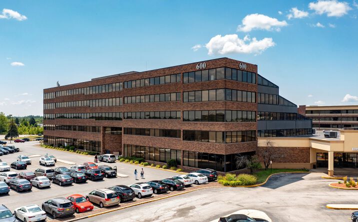 Pictures of Office property located at 600 Town Center Rd, Matteson, IL 60443 for lease - image #1