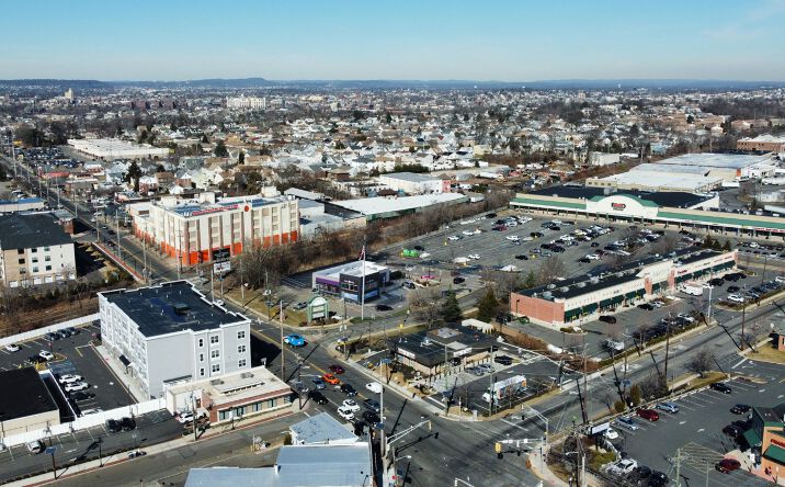 Pictures of Retail, Restaurant property located at 675 Paterson Ave, Carlstadt, NJ 07072 for lease - image #1