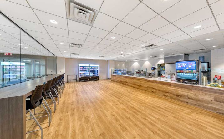 Pictures of Office property located at 1901 N Roselle Rd., Suite 800, Schaumburg, IL 60195 for lease - image #1