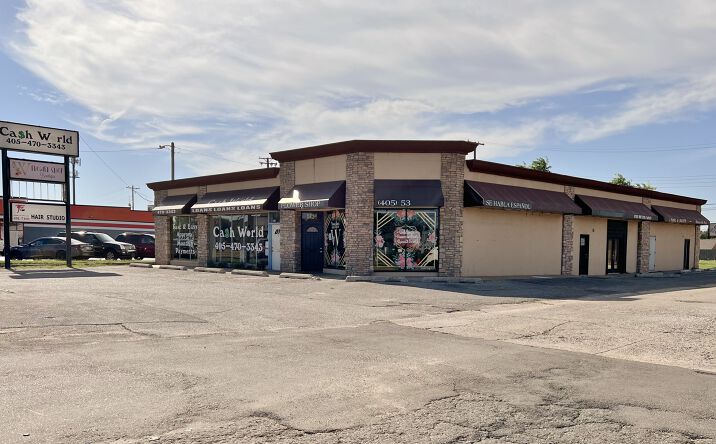 Pictures of Retail property located at 5730 NW 39th St, Warr Acres, OK 73122 for lease - image #1