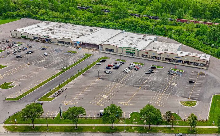 Pictures of Retail property located at 27313-27419 Telegraph Road, Flat Rock, MI 48134 for lease - image #1