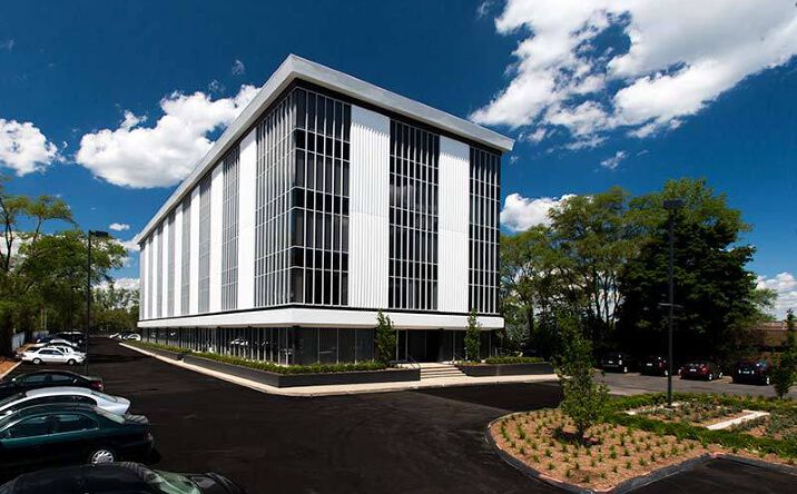 Pictures of Office property located at 30555 Southfield Rd, Southfield, MI 48076 for lease - image #1