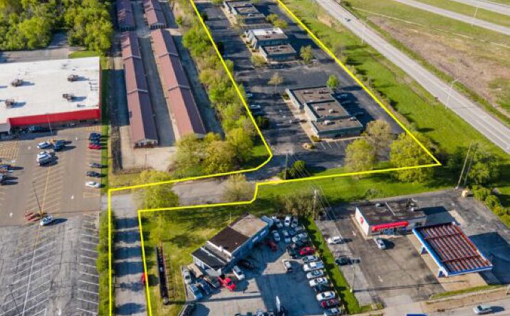 Pictures of Office property located at 5208 Mahoning Ave, Youngstown, OH 44515 for lease - image #1