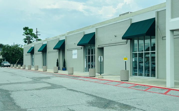 Pictures of Retail, Office property located at 805 Barrow St, Houma, LA 70360 for lease - image #1
