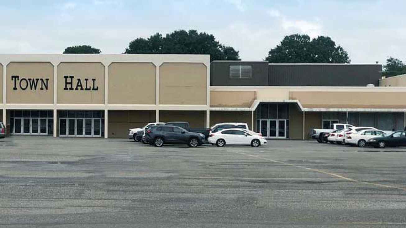 805 Barrow Street, Houma, LA 70360 Office Space for Lease Town Hall