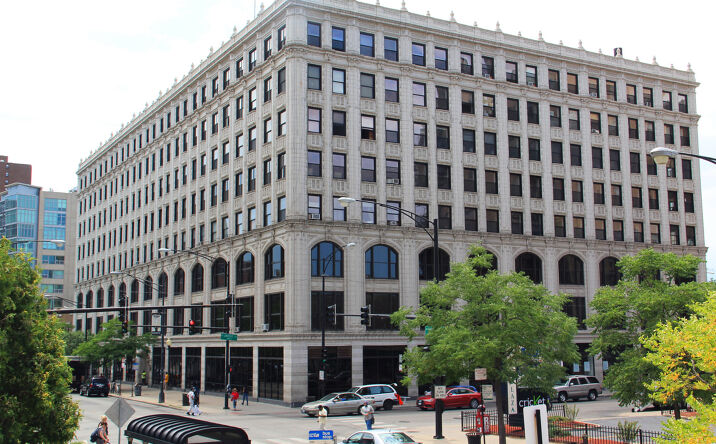 Pictures of Office property located at 4740 N Sheridan Rd, Chicago, IL 60640 for lease - image #1