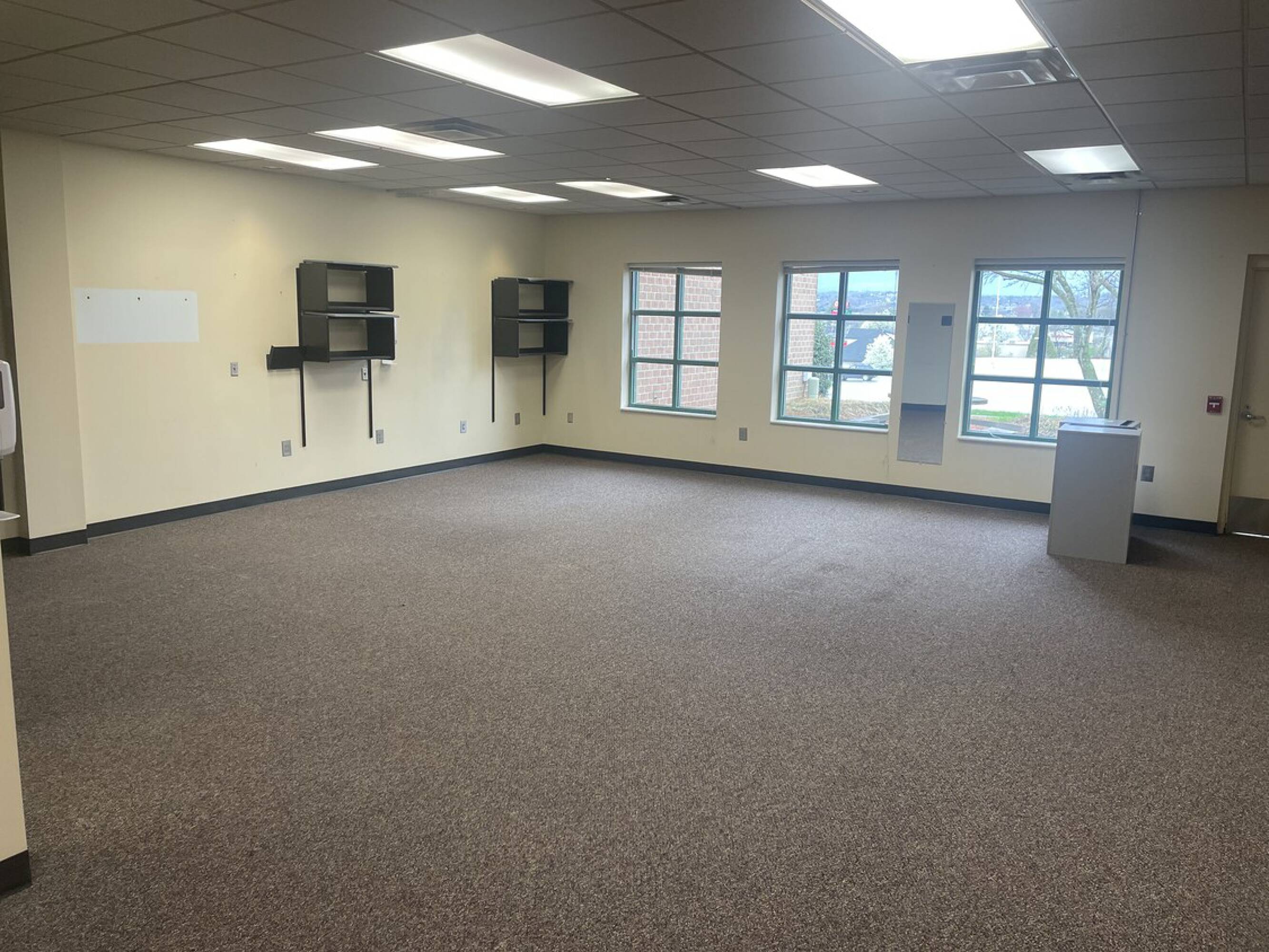 4005 Fountain Valley Dr, Knoxville, TN 37918