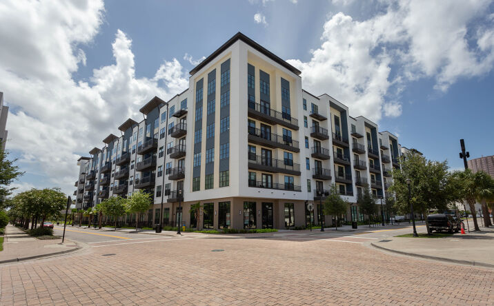 Pictures of Retail property located at 921 N Central Ave, Tampa, FL 33602 for lease - image #1
