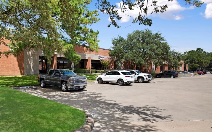 Pictures of Office, Industrial property located at 9001 Jameel Rd, Houston, TX 77040 for lease - image #1