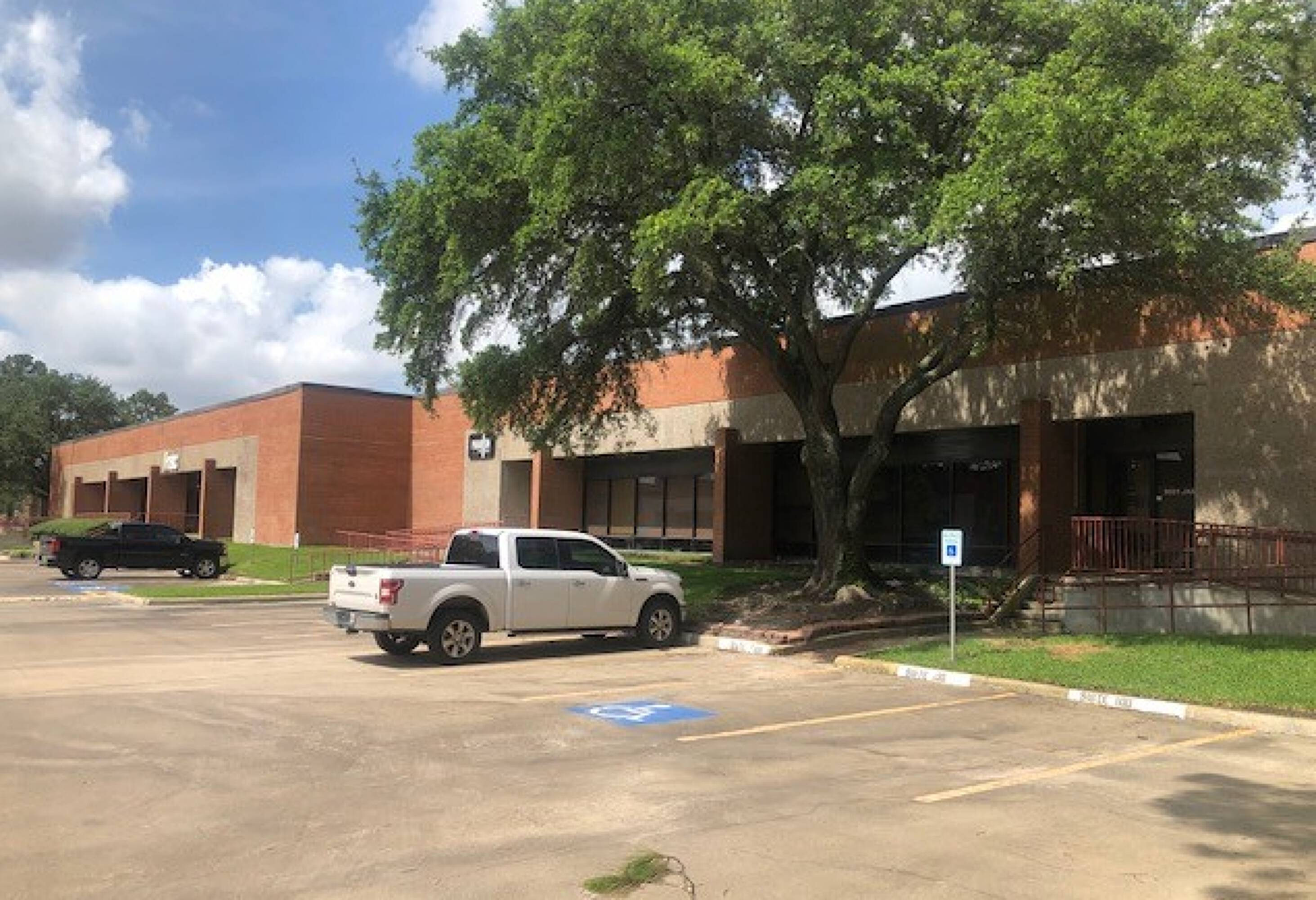 Office Warehouse Space in WXNW Business Park