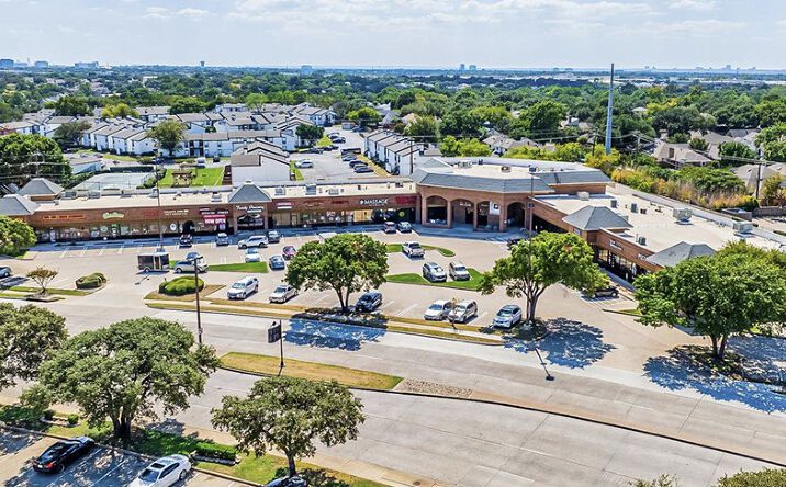 Pictures of Retail, Restaurant property located at 2155 Marsh Ln, Carrollton, TX 75006 for lease - image #1
