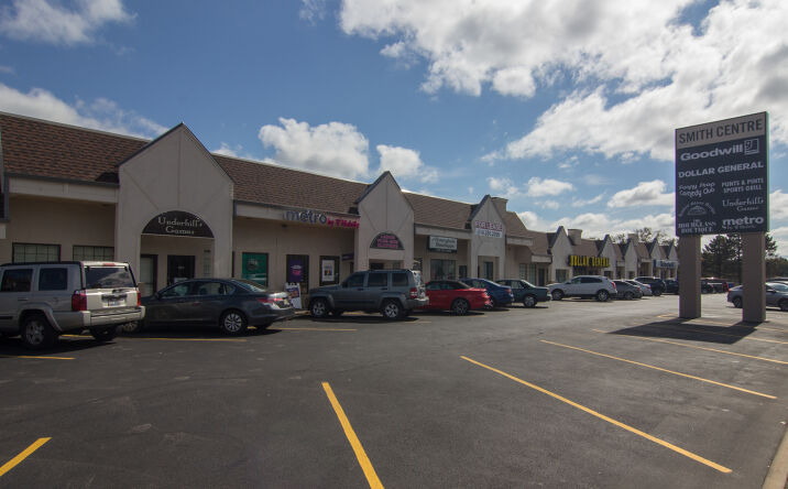 Pictures of Retail property located at 1725 State Rd, Cuyahoga Falls, OH 44223 for lease - image #1