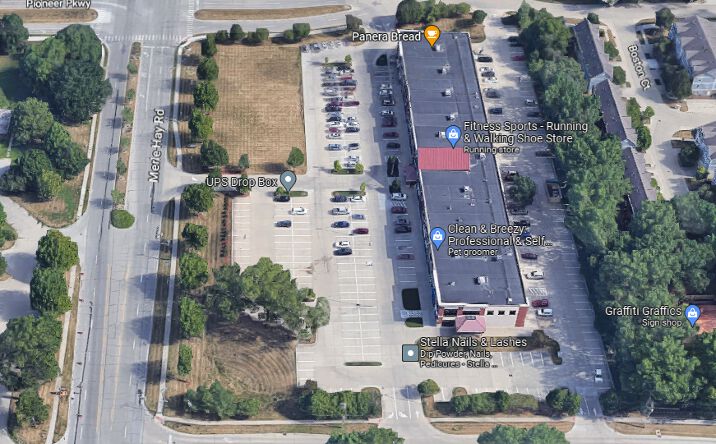 Pictures of Retail, Office, Land property located at 5565 Merle Hay Rd, Johnston, IA 50131 for lease - image #1