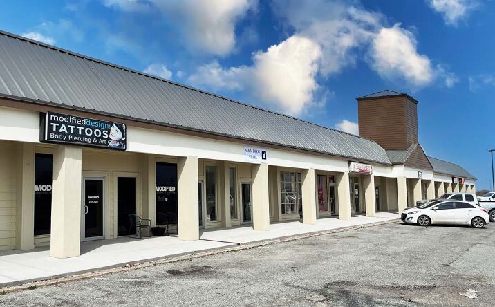 Pictures of Retail, Office, Restaurant property located at 4520 Texoma Pkwy, Sherman, TX 75090 for lease - image #1