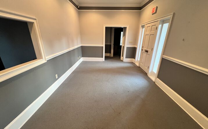Pictures of Office property located at 114 Williams St, Greenville, SC 29601 for lease - image #1