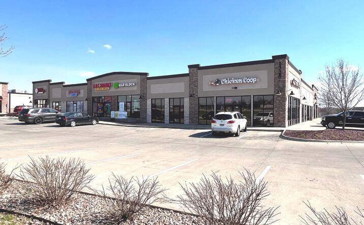 Pictures of Retail property located at 1325 SW Oralabor Rd, Ankeny, IA 50023 for lease - image #1