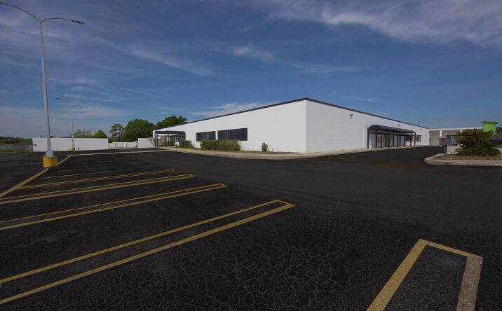 Pictures of Office property located at 3425 Lake Alfred Rd, Winter Haven, FL 33881 for lease - image #1
